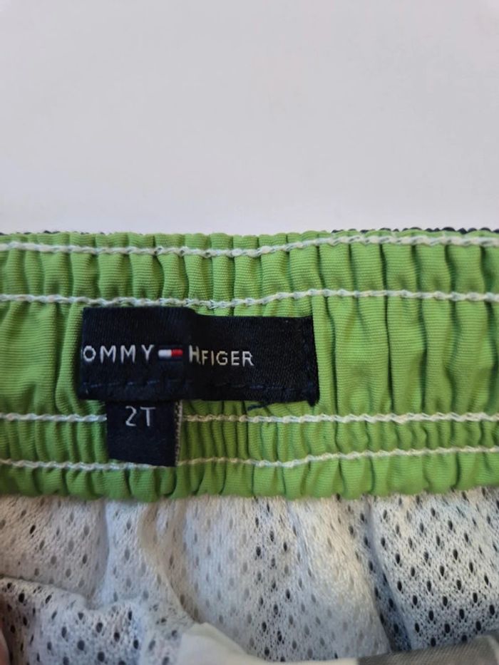 Short maillot Tommy Hilfiger garçon taille 2 ans - photo numéro 4