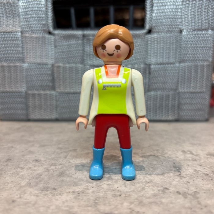Personnage figurine femme playmobil