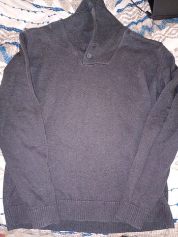 Pull noir