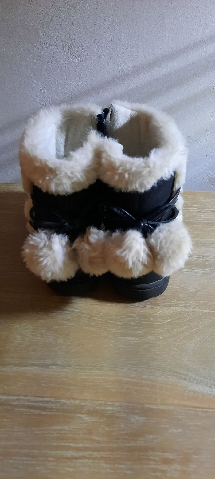 Bottine taille 22 - photo numéro 4