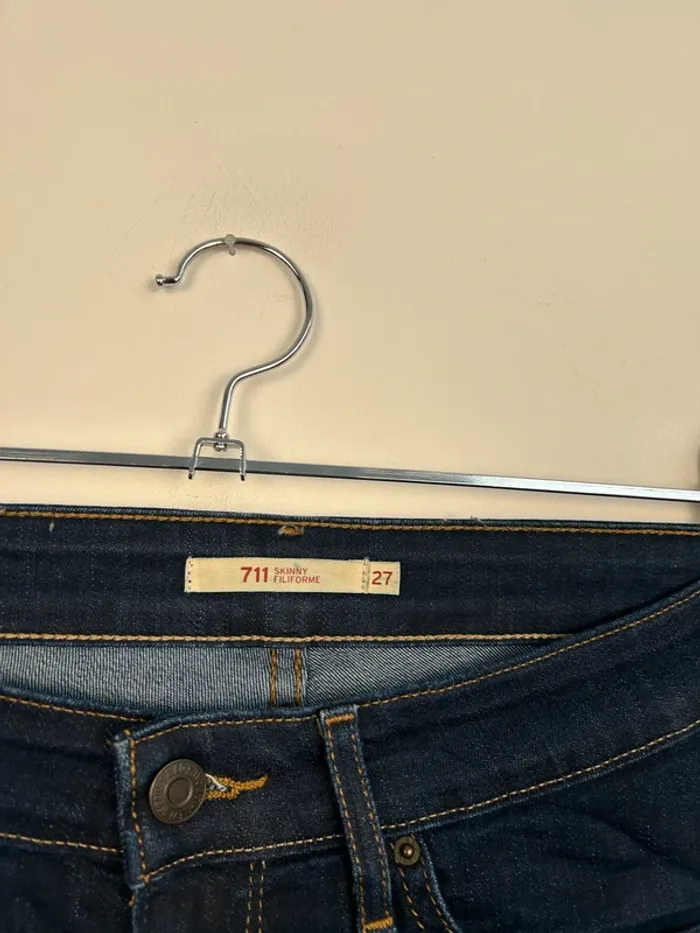 Jean Levi's Femme Marine W27 L30 | 711 Skinny | Taille 38 | Très Bon État | BP293 - photo numéro 3