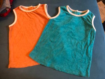 Lot 2 t-shirt enfant éponge Taille 24 mois