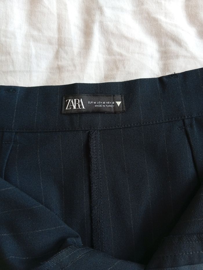 Jupe Zara taille M - photo numéro 2