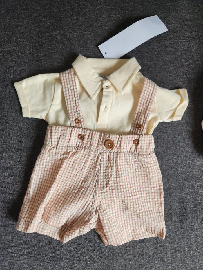 Ensemble short tee shirt neuf 3 mois