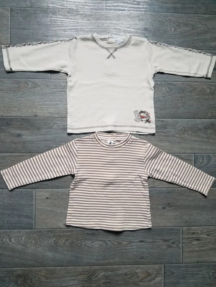 Lot de 2 polos taille 2 ans bon état