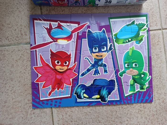 Puzzle DJMASKS - photo numéro 2