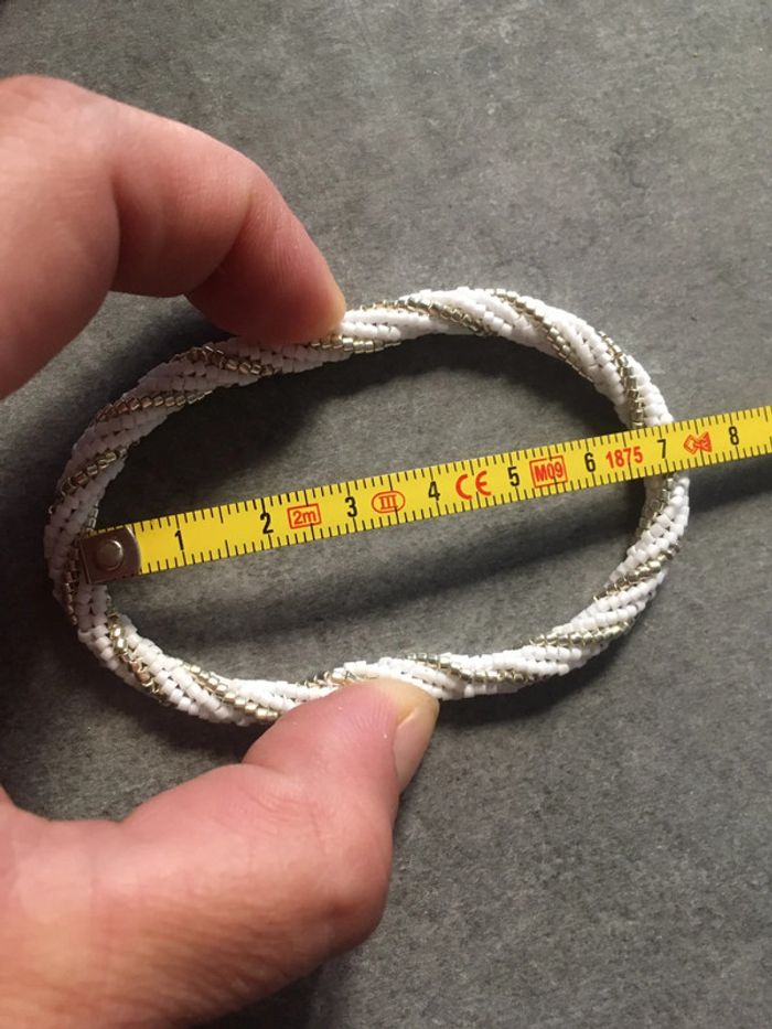 Bracelet jonc tissé en perles - photo numéro 3