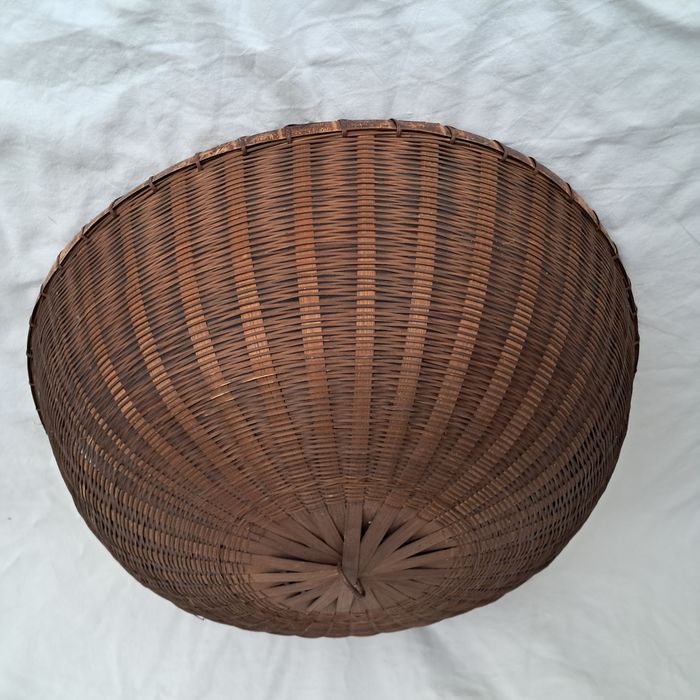 Grande cloche pour plat diamètre 54 cm en osier roseau du Laos - photo numéro 5