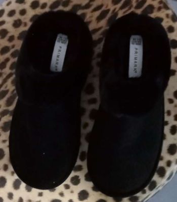 Chausson Primark taille 37  neuf