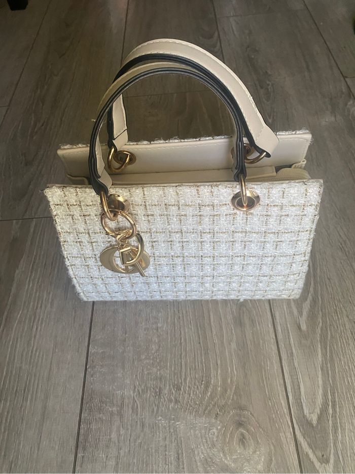 Zara s - photo numéro 2