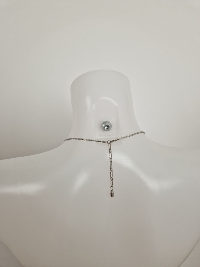 Collier argenté vintage avec pierre couleur saphir - photo numéro 5