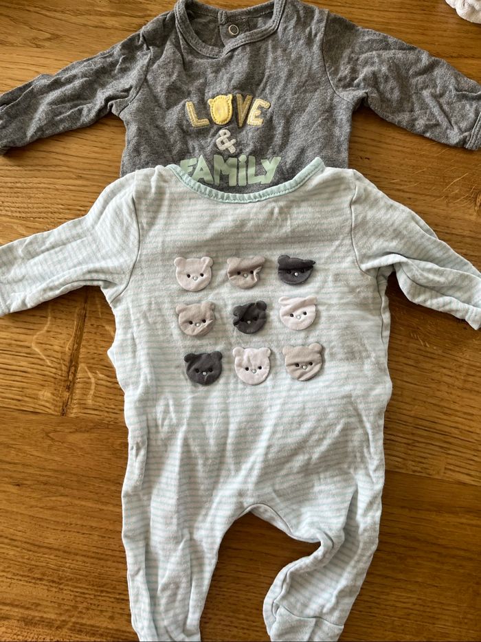 Lot de pyjamas