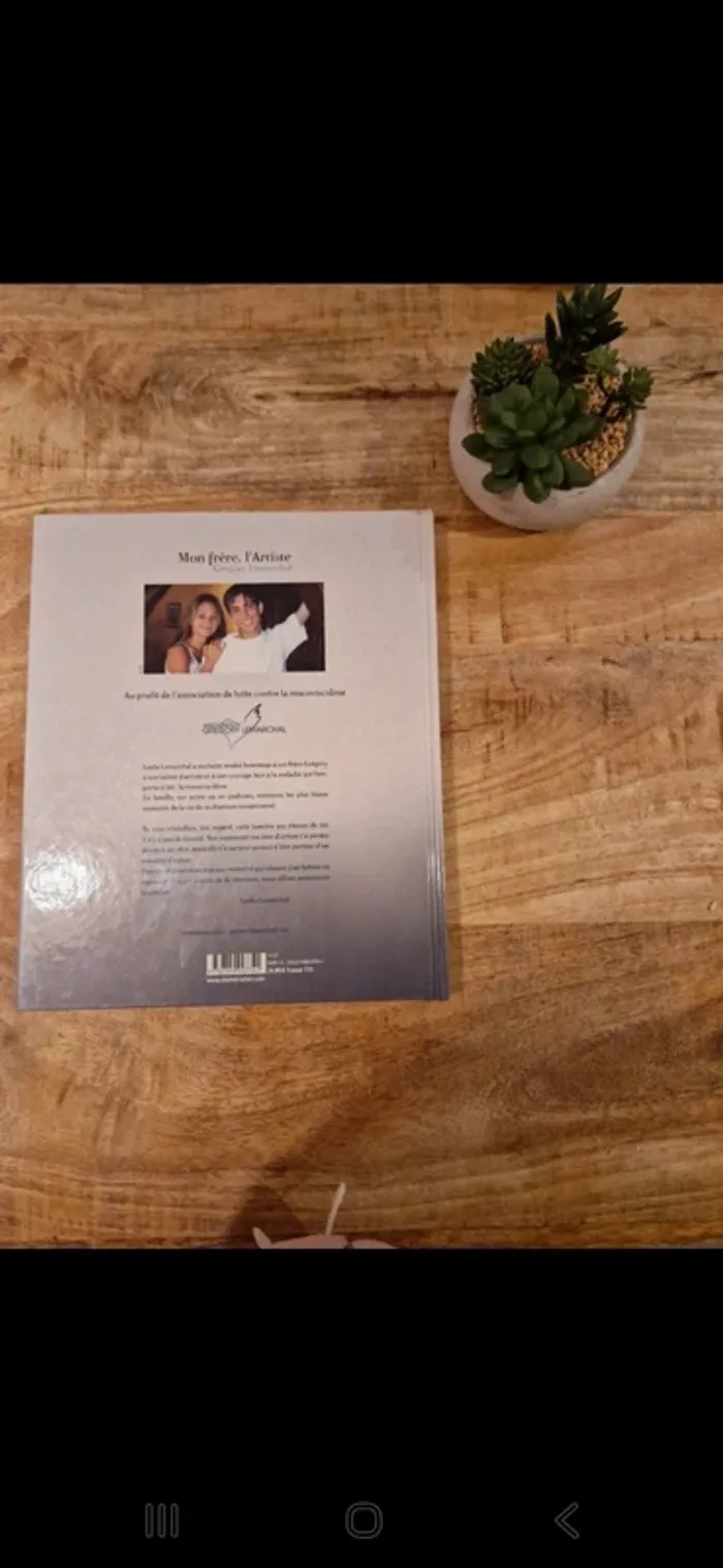 Livre "Mon frère, l’artiste"  Grégory Lemarchal - photo numéro 6