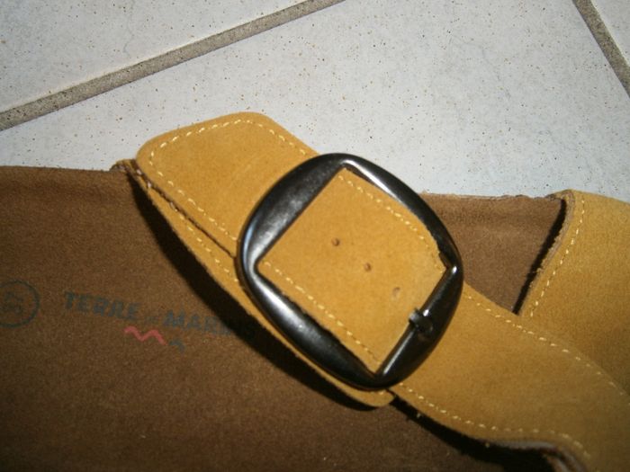 Sandales en cuir moutarde TERRE DE MARINS P37 Neuves - photo numéro 4