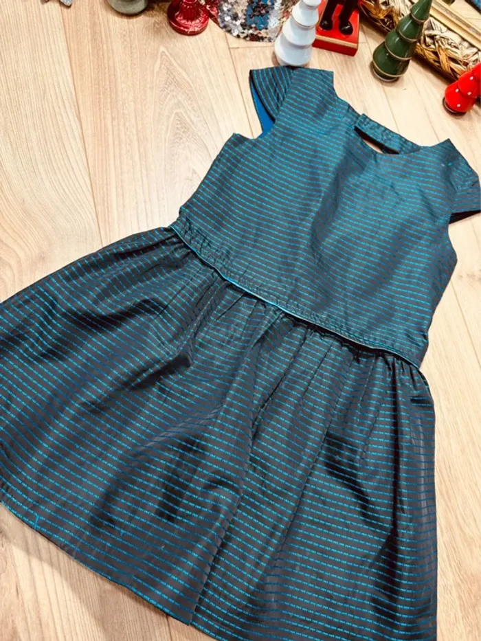 Taille 6 ans robe fête fille Okaidi noire bleue * rayures brillantes * 🎄 - photo numéro 3