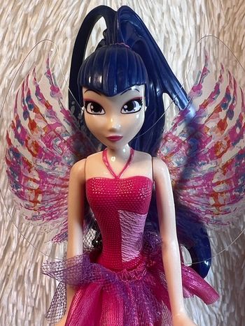 Figurine Kinder Pâques – Winx Sirenix Musa