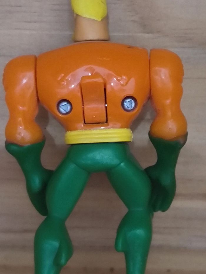 McDonald's 2010 Marvel DC comics aquaman - photo numéro 4