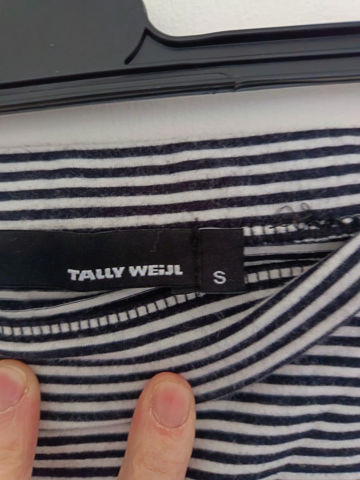 Jupe moulante - photo numéro 3