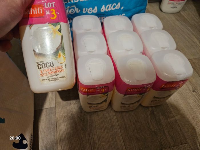 12 gel douche tahiti