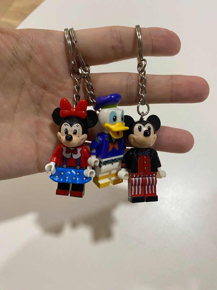 Lot de portes clefs façon lego donald minnie et mickey