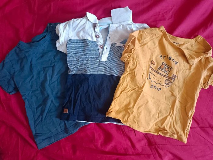 Lot 3 t-shirts 18mois
