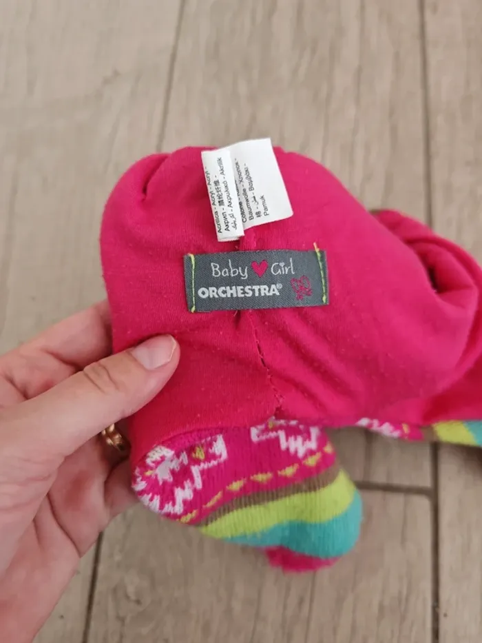 Bonnet péruvien rose à pom-pom - photo numéro 3