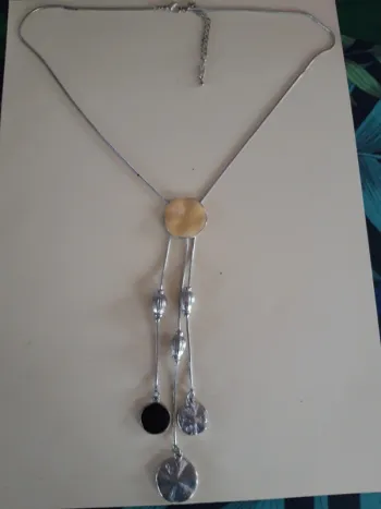 Joli collier fantaisie ancien