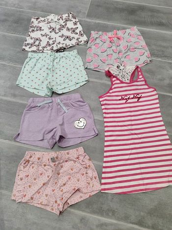 Lot de shorts en 5/6 ans