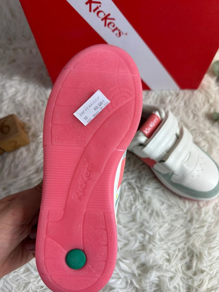 Paire de basket Kickers Kalido blanc rose bleu taille 32 - photo numéro 4