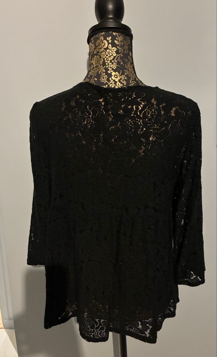Blouse en dentelle - photo numéro 2