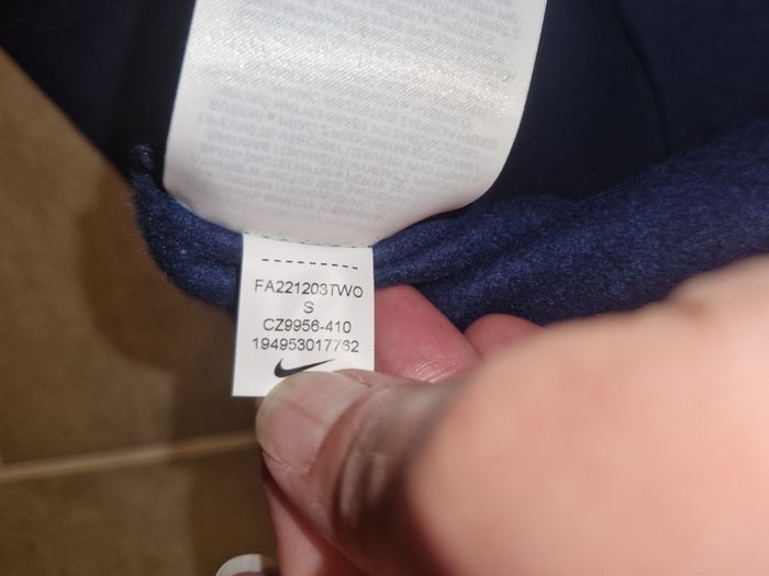 Short cargo Nike taille S NEUF - photo numéro 3