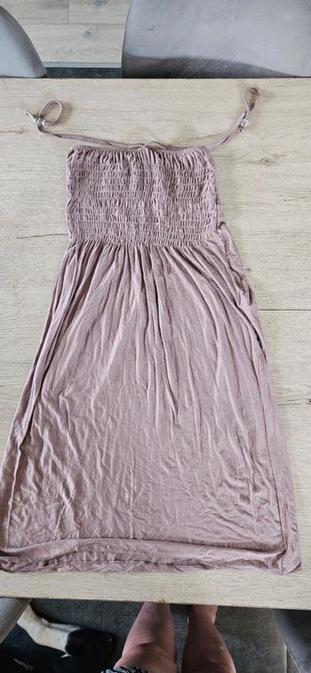 Robe d été courte, chocolat clair, três peu mise, taille unique