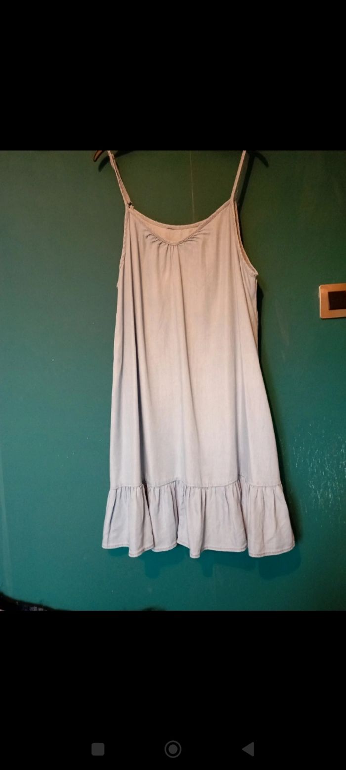 Robe jean fin bleu ciel à bretelles