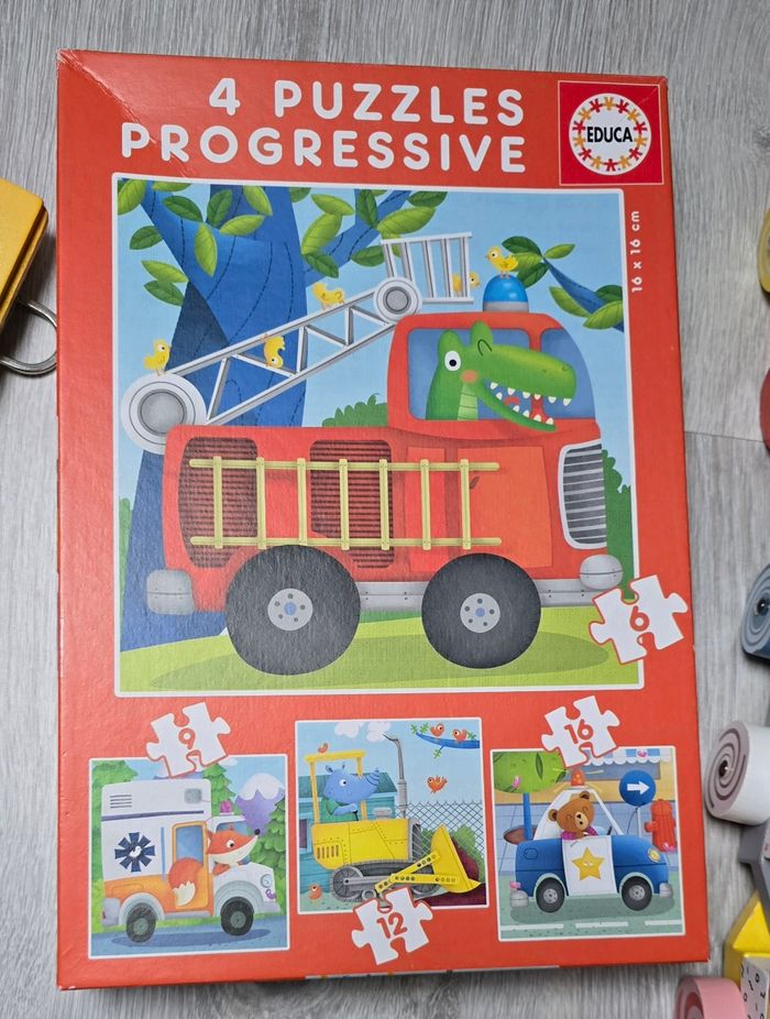 Lots jouets et livres premiers âges - photo numéro 7