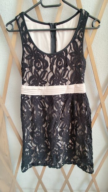 Robe dentelle
