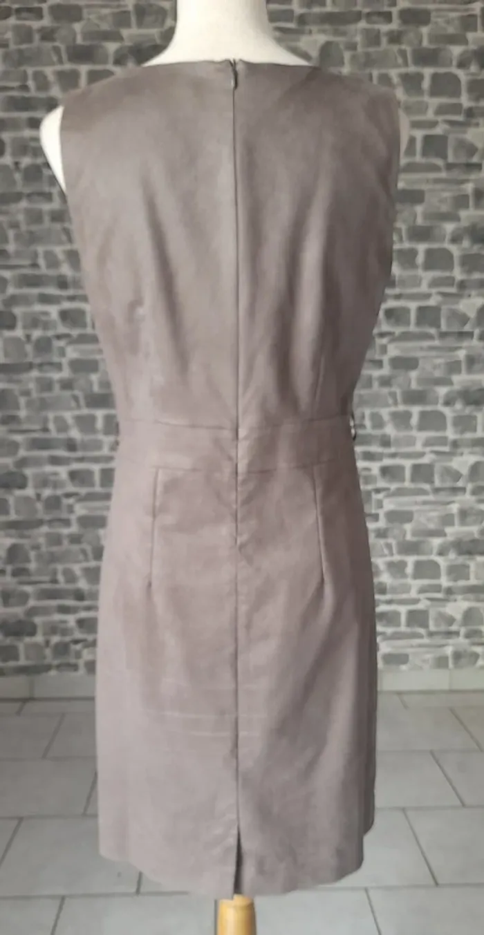 Robe "Armand Thiery" - photo numéro 6