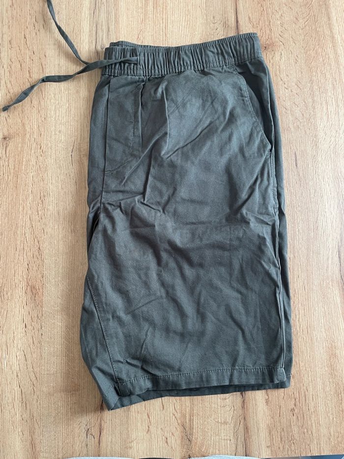 Short kaki 52 - photo numéro 4