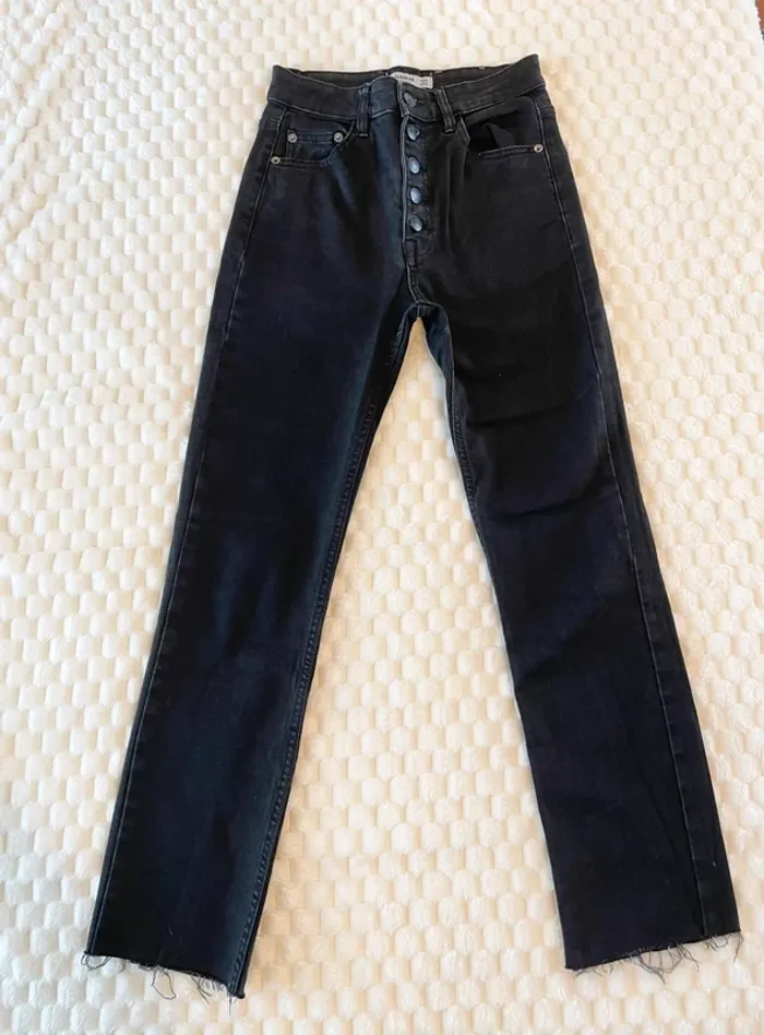 Jean noir Pull&bear - photo numéro 2