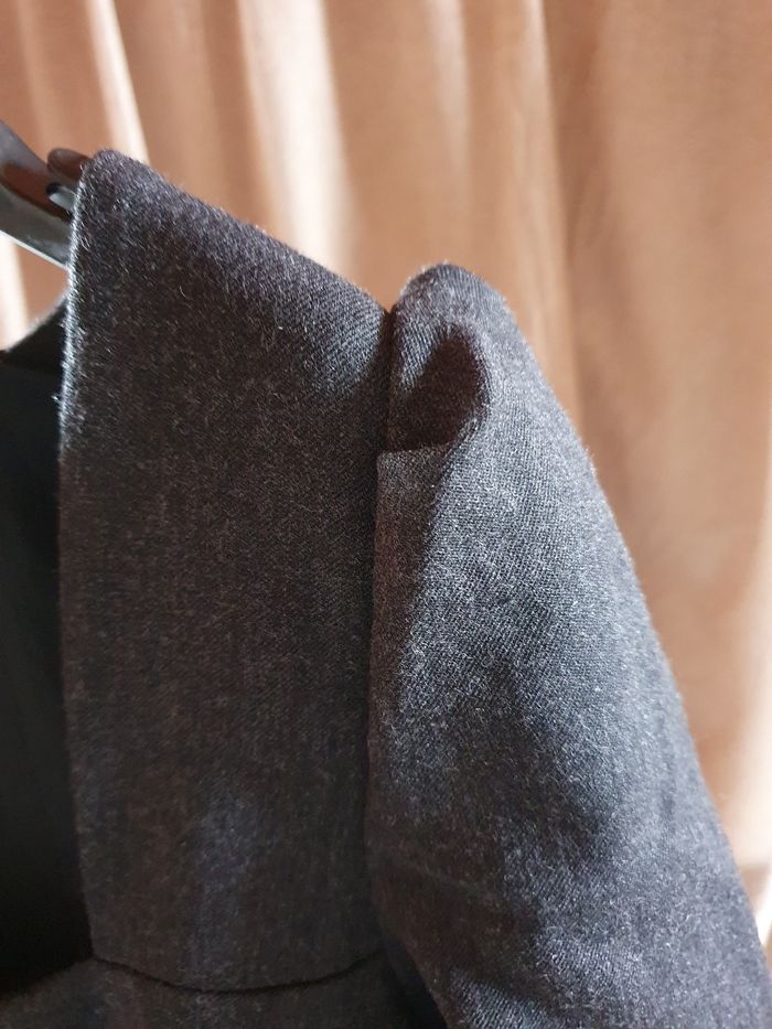 Jolie robe Caroll - photo numéro 3