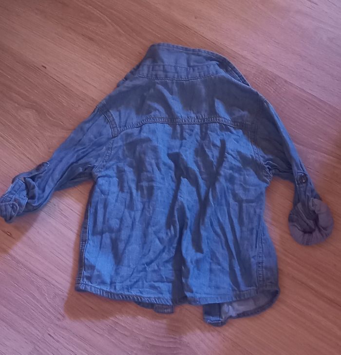 Chemise en jeans taille 2 ans - photo numéro 2