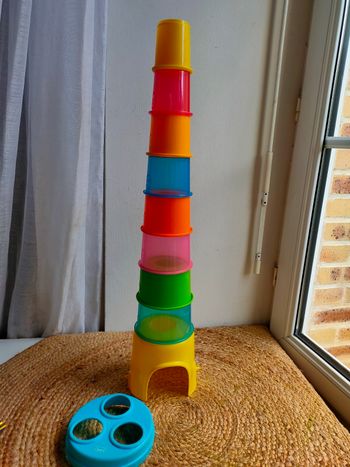 Tour a empiler avec balle