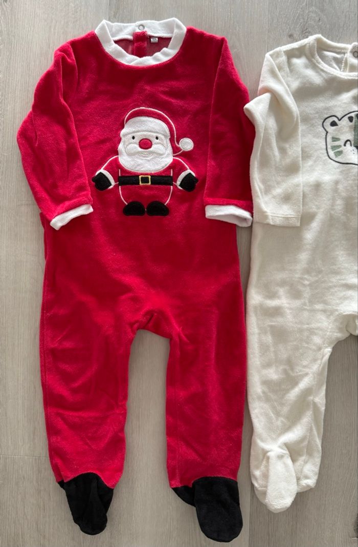 Lot 2 pyjamas bébé.