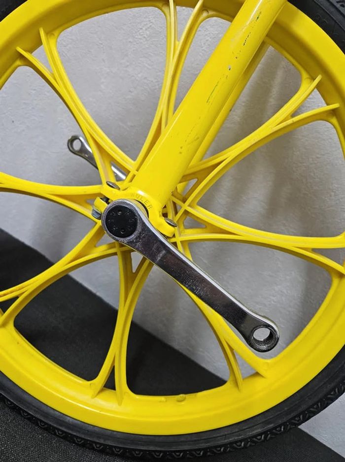 Monocycle.
Muler.
En l'état.
Pneu à regonfler ou à changer.
Manque selle et pédales. - photo numéro 7