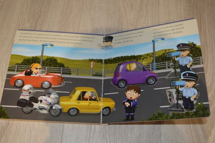 Livre joue et découvre la police Fleurus - photo numéro 3