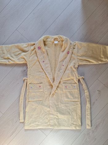 Peignoir jaune pour enfant