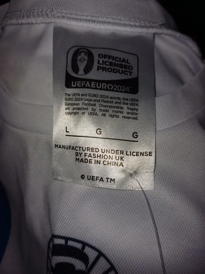 T-shirt Official - photo numéro 3