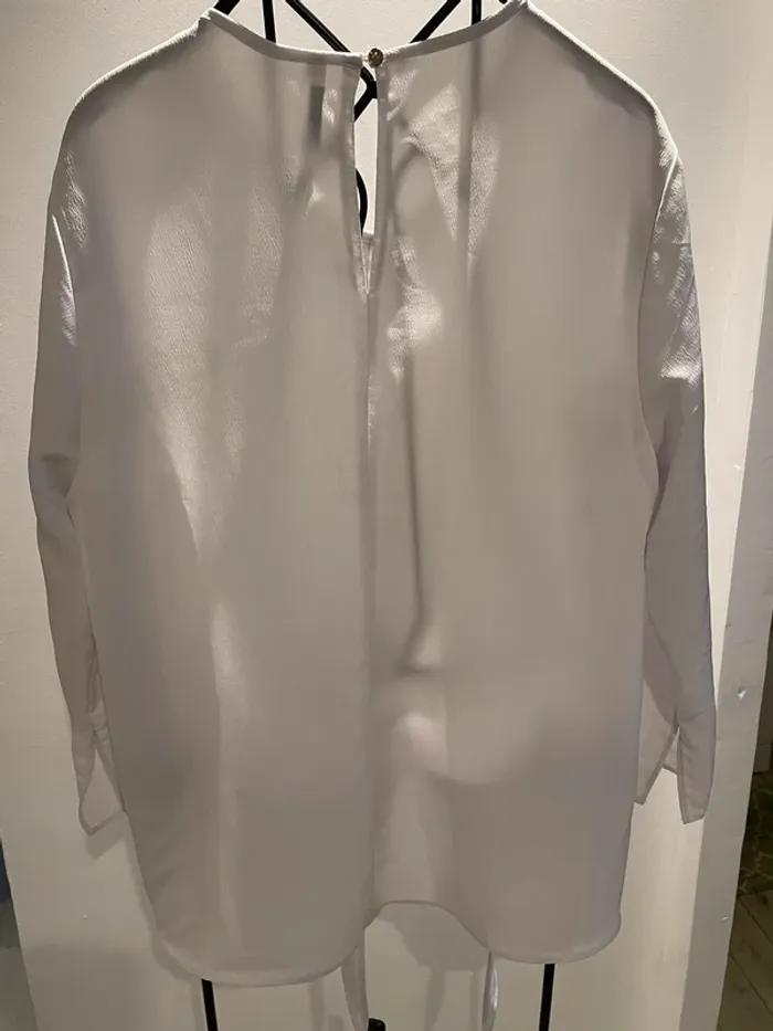 Blouse blanche Anna Karel taille M -38 très bon état - photo numéro 5