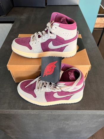 Basket Nike taille 39