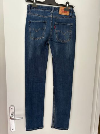 Jeans Lévis taille 14 ans