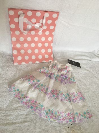 Robe mayoral neuve avec étiquette